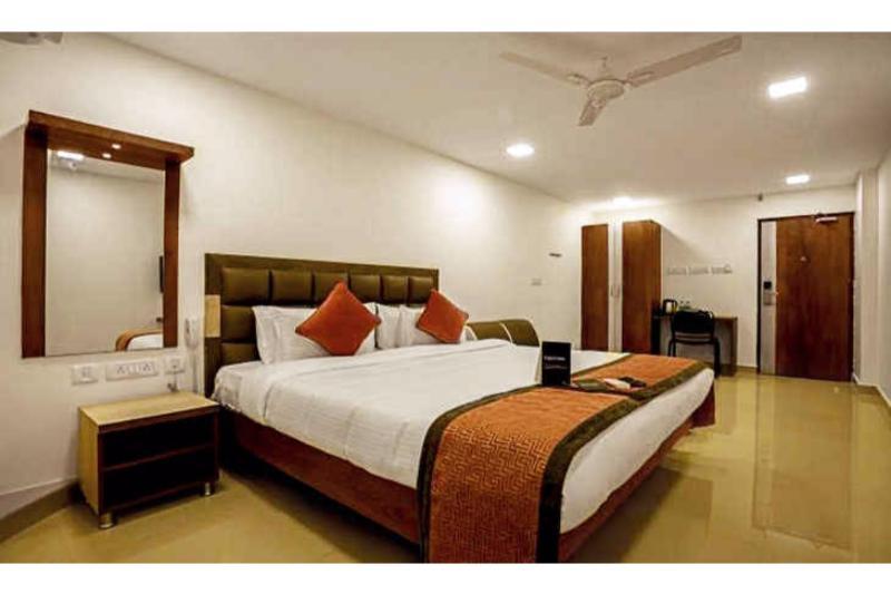 Venture Park, Omr, Thoraipakkam, Chennai Hotel Exterior photo