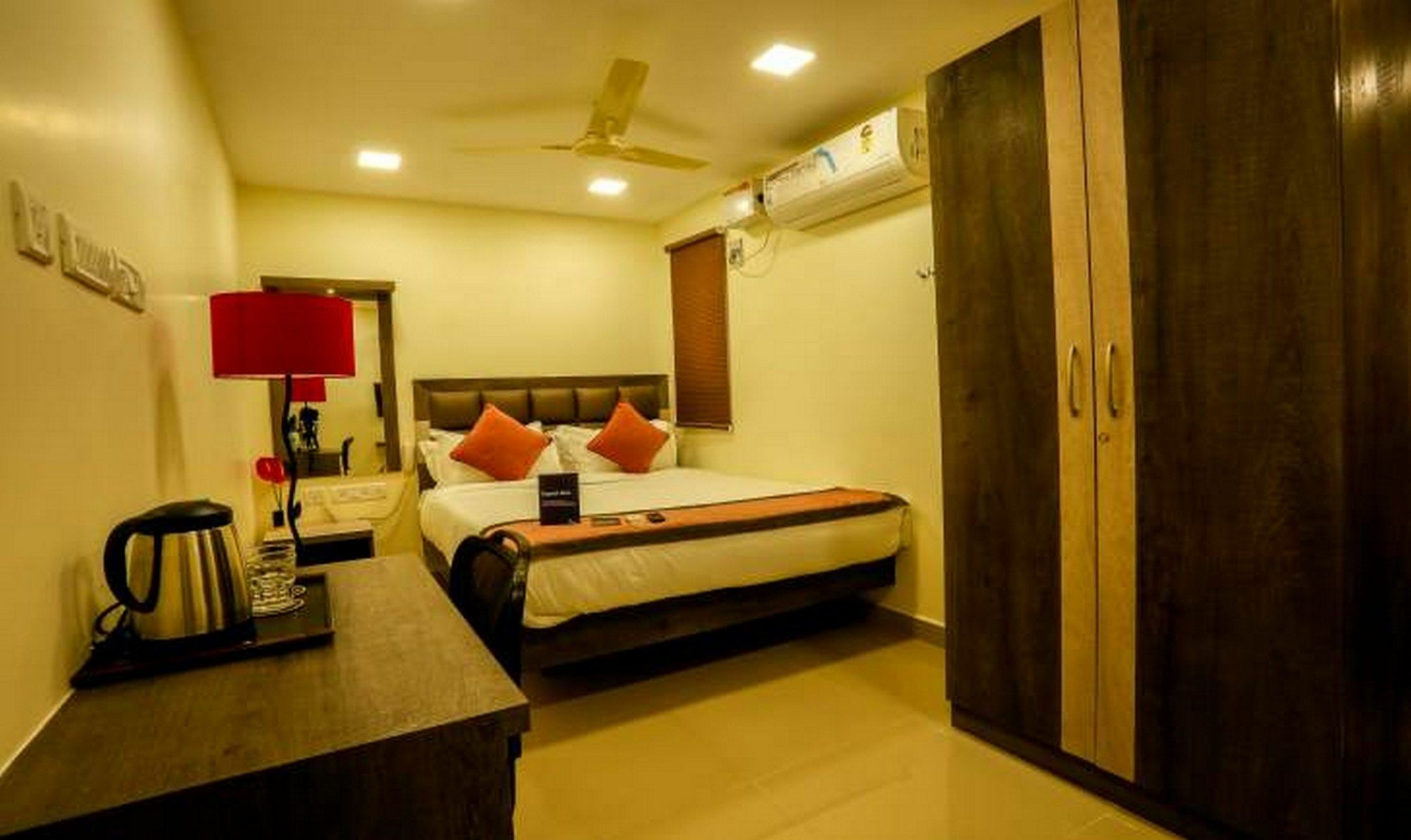 Venture Park, Omr, Thoraipakkam, Chennai Hotel Exterior photo