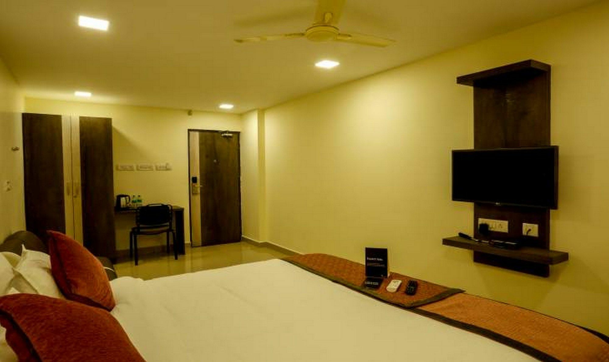 Venture Park, Omr, Thoraipakkam, Chennai Hotel Exterior photo