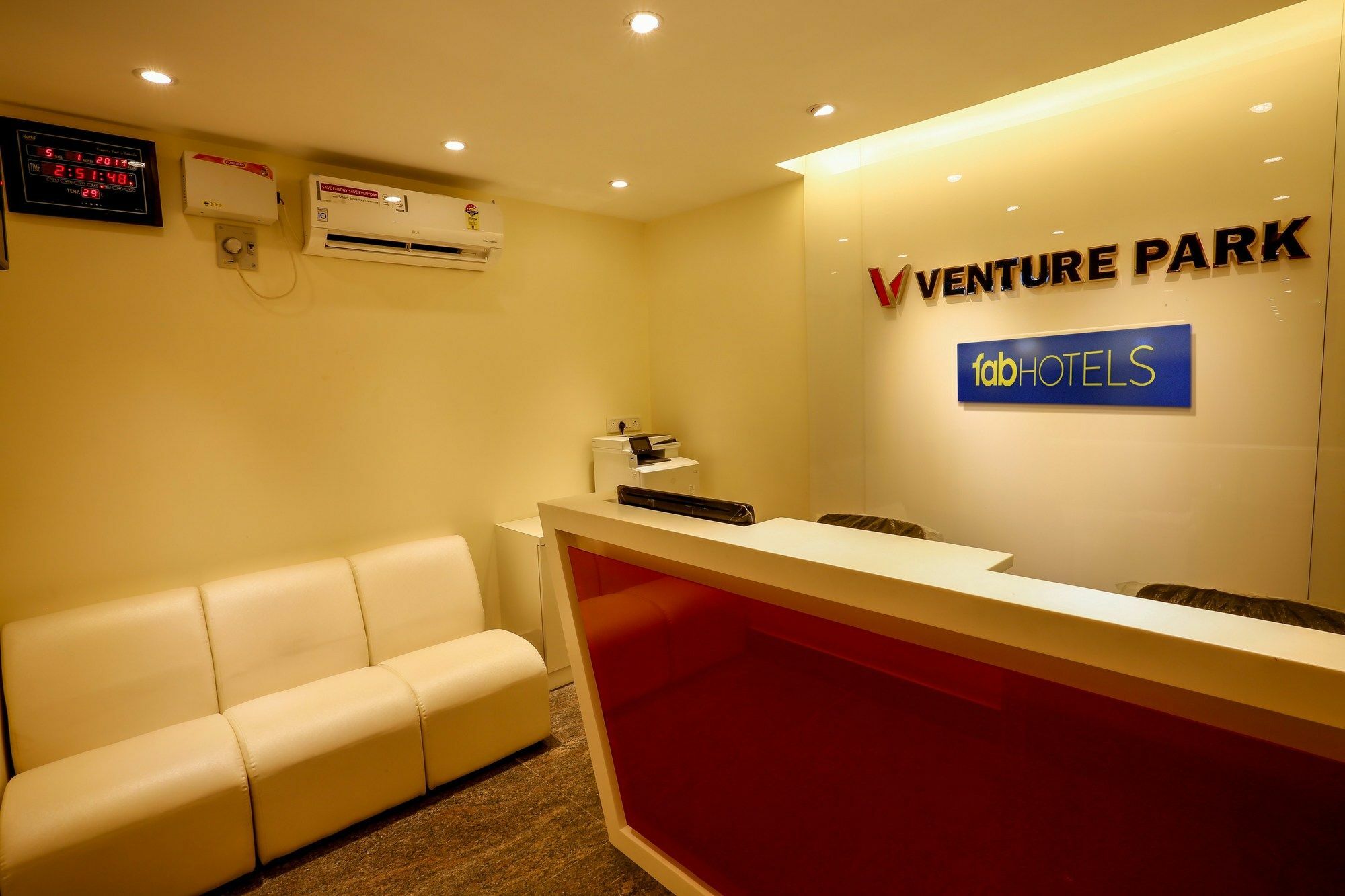 Venture Park, Omr, Thoraipakkam, Chennai Hotel Exterior photo