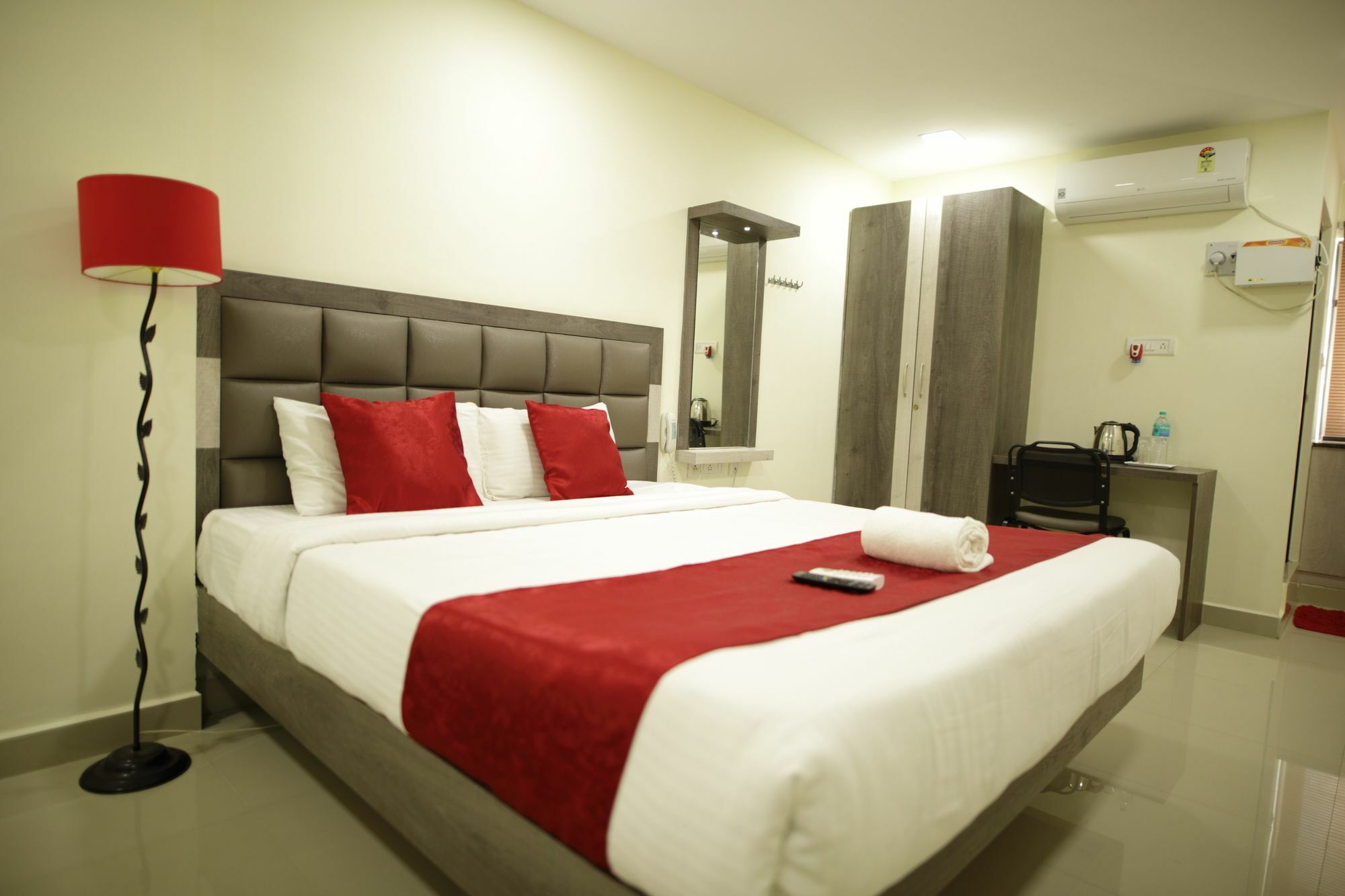 Venture Park, Omr, Thoraipakkam, Chennai Hotel Exterior photo
