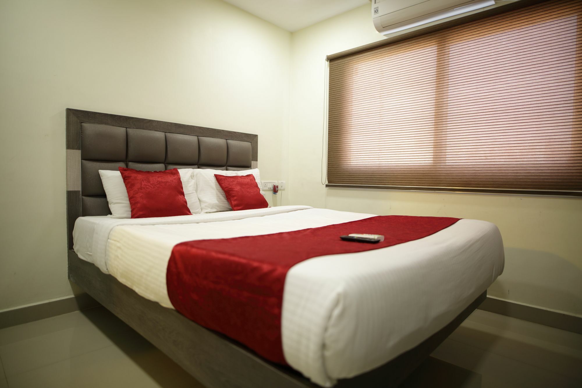 Venture Park, Omr, Thoraipakkam, Chennai Hotel Exterior photo
