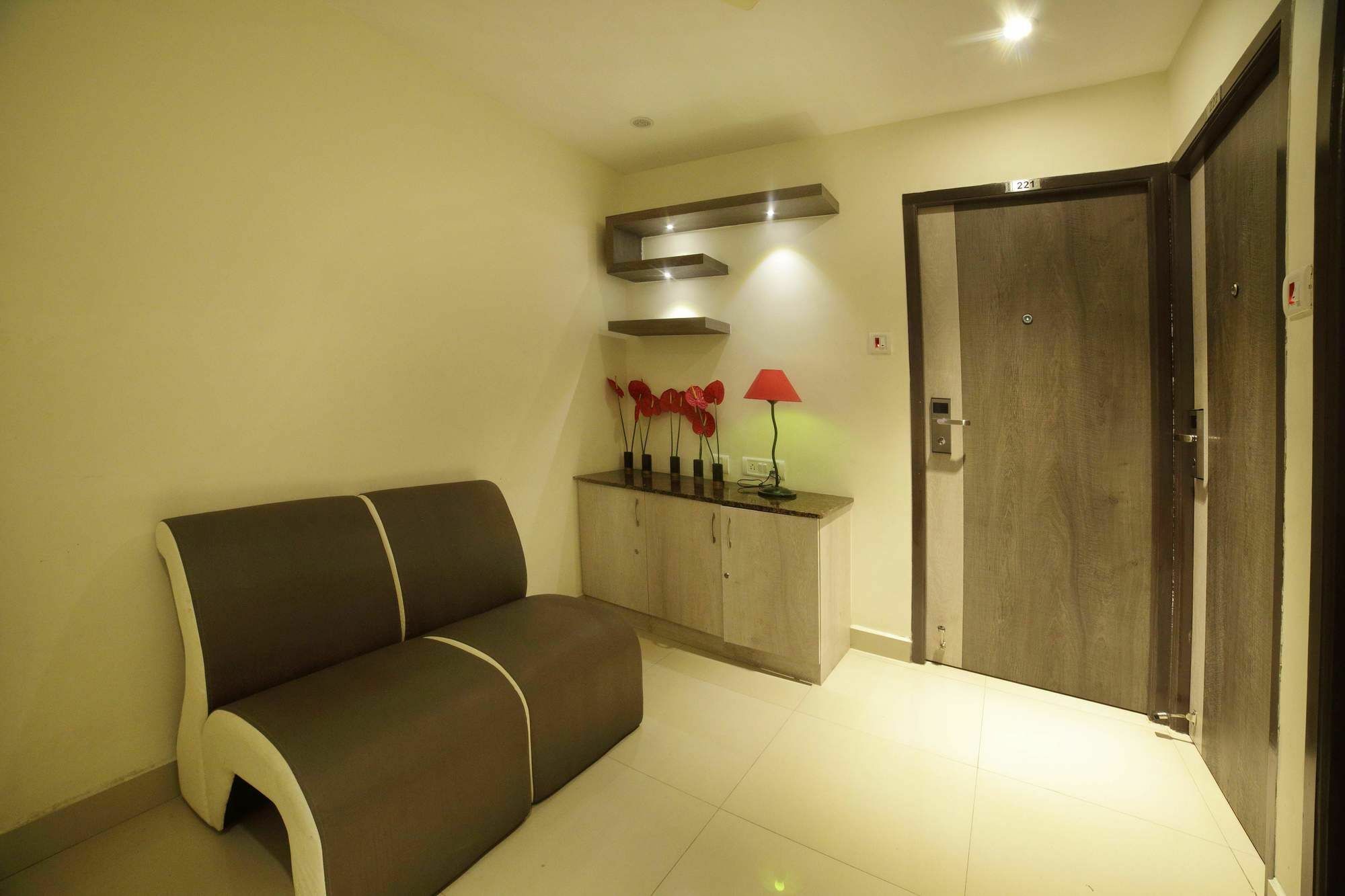 Venture Park, Omr, Thoraipakkam, Chennai Hotel Exterior photo