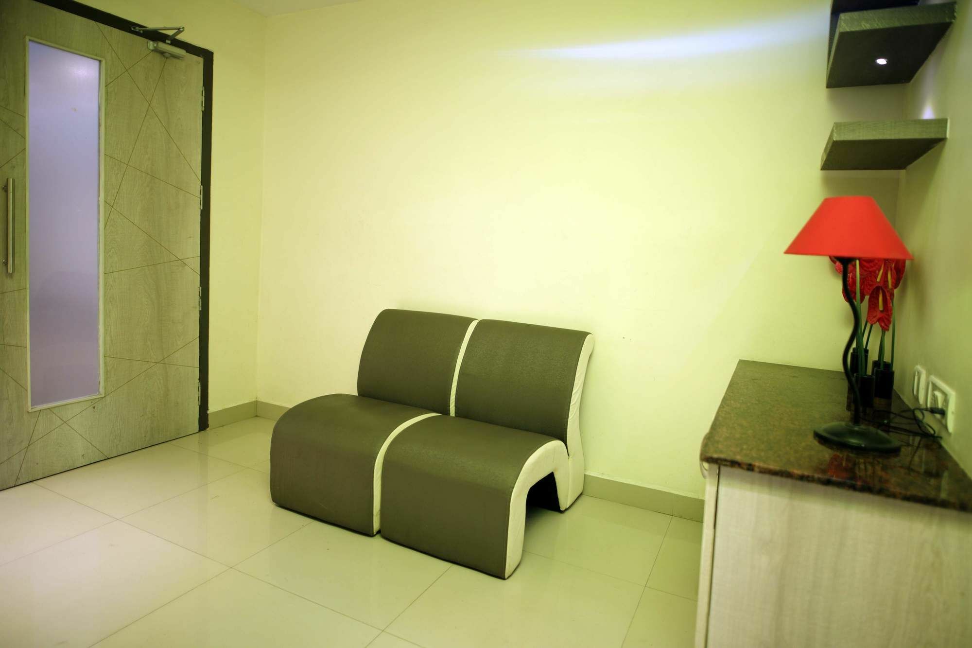 Venture Park, Omr, Thoraipakkam, Chennai Hotel Exterior photo
